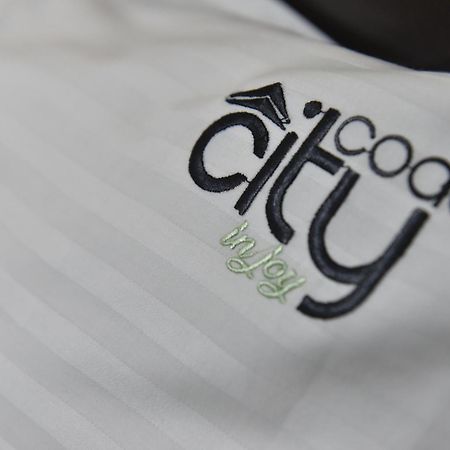City Code In Joy Belgrado Esterno foto