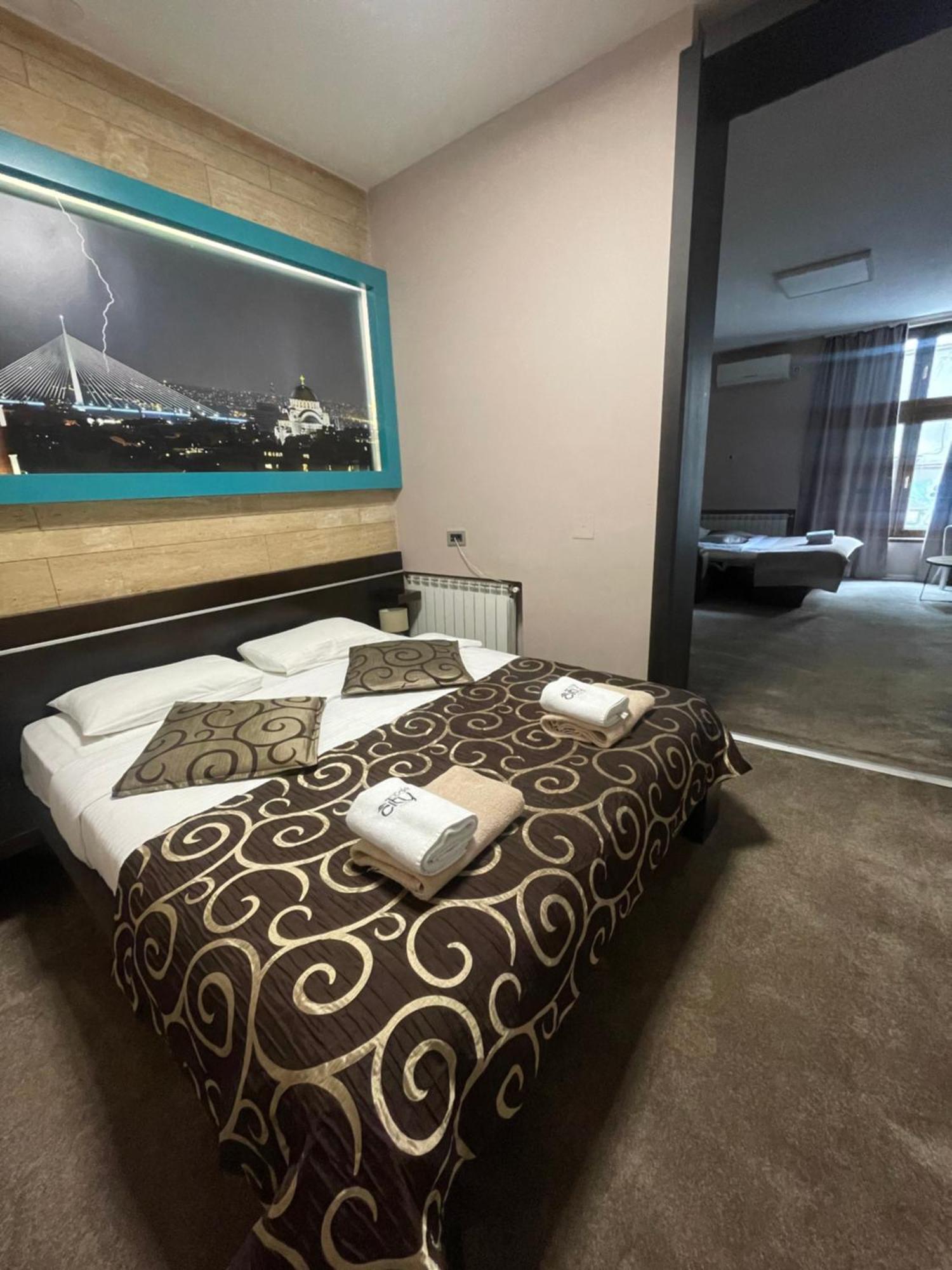 City Code In Joy Belgrado Esterno foto