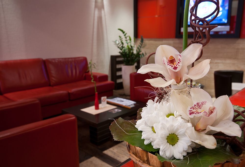 City Code In Joy Belgrado Esterno foto