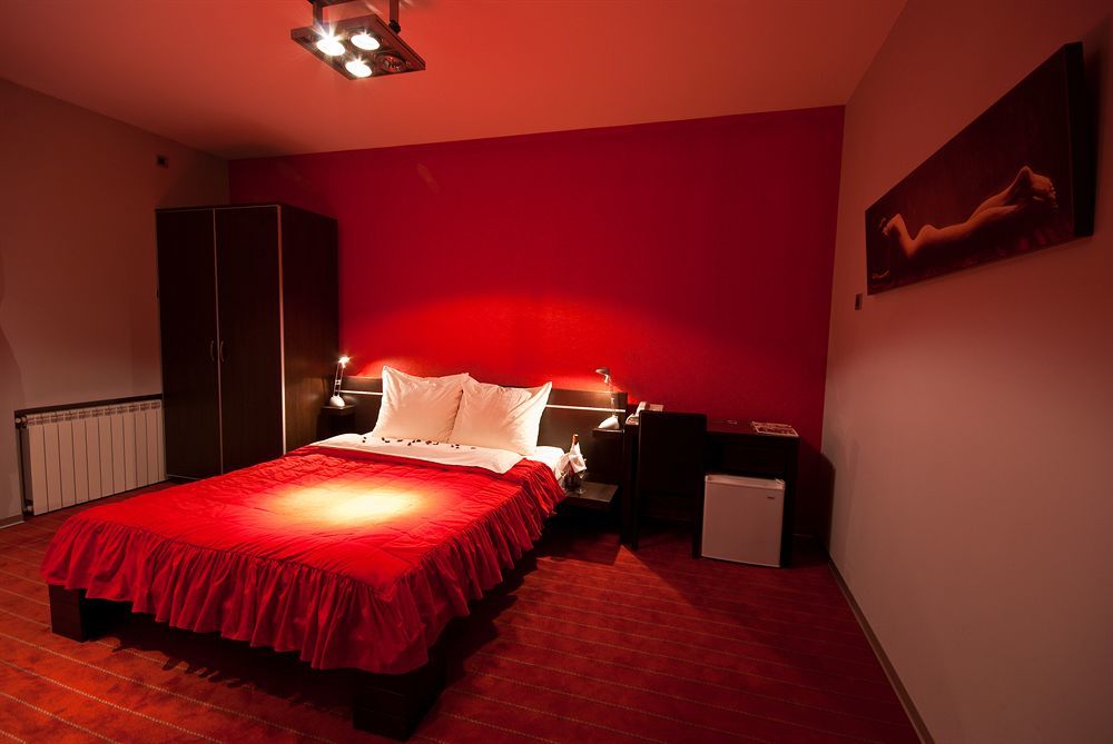 City Code In Joy Belgrado Esterno foto