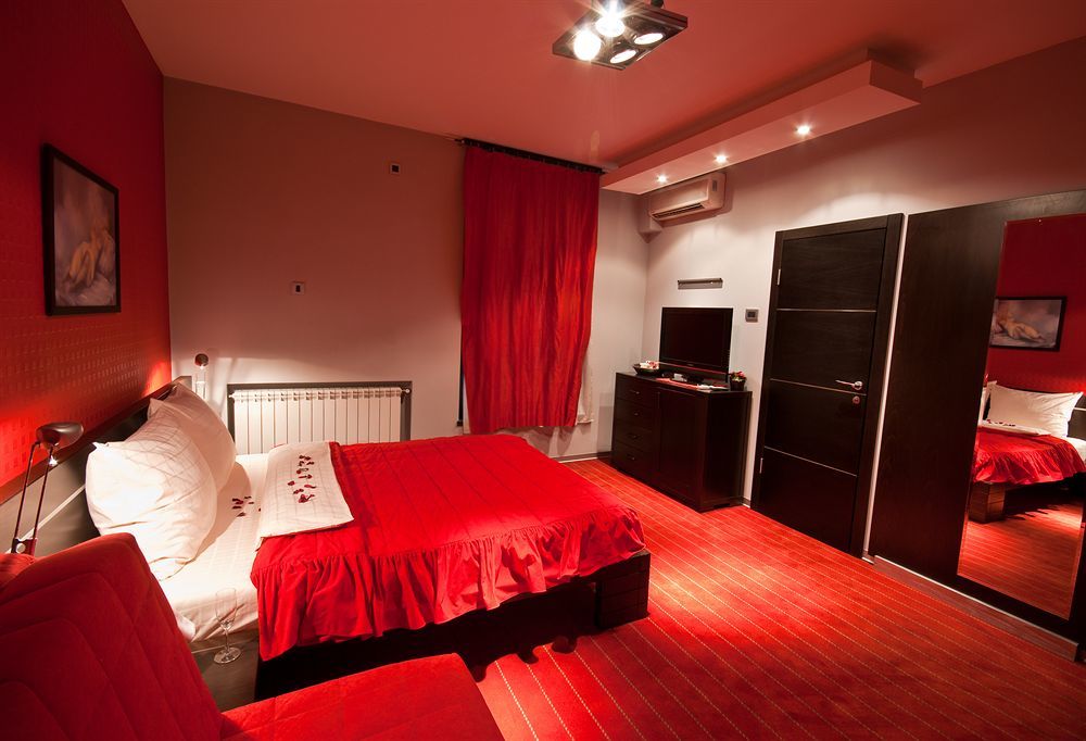 City Code In Joy Belgrado Esterno foto