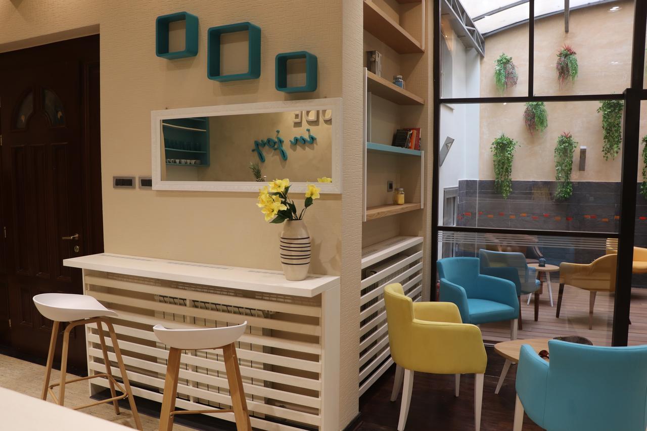 City Code In Joy Belgrado Esterno foto