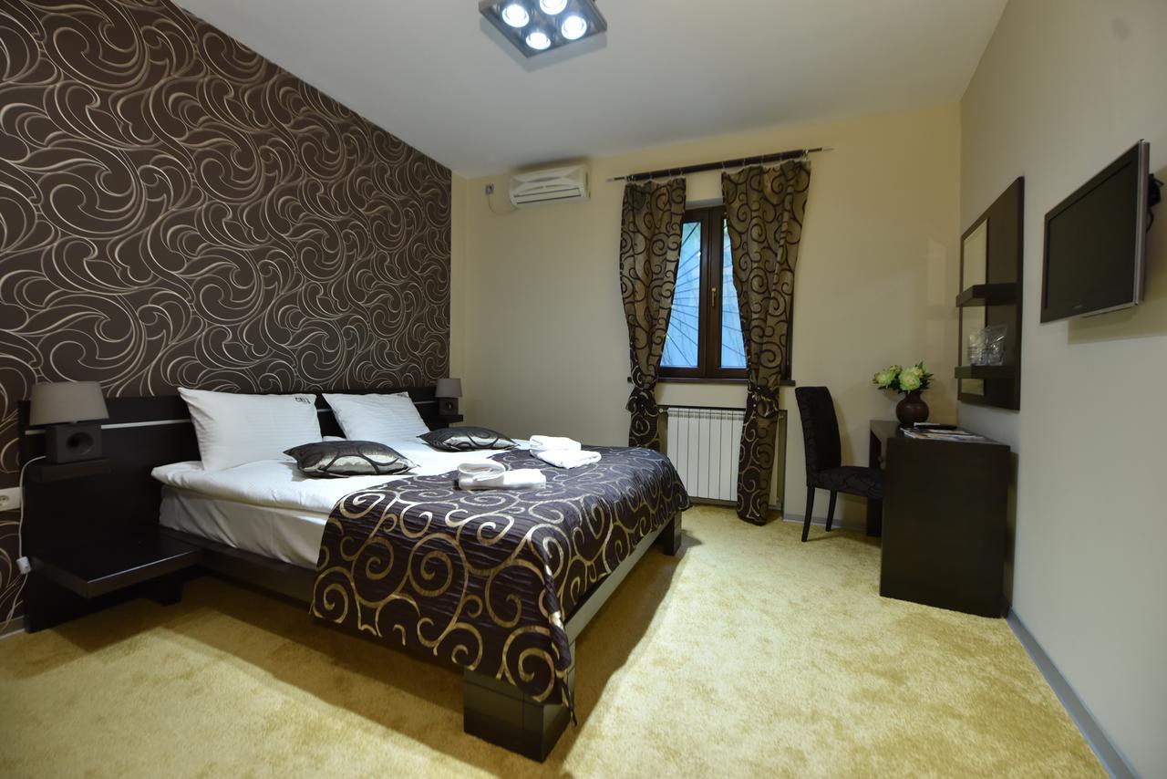 City Code In Joy Belgrado Esterno foto
