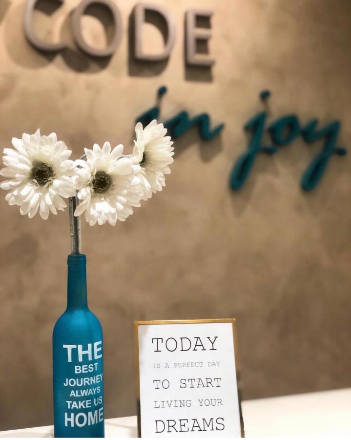 City Code In Joy Belgrado Esterno foto